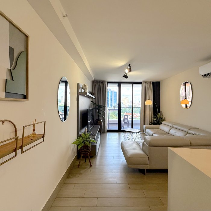 2-bedroom apartment in Los Laureles